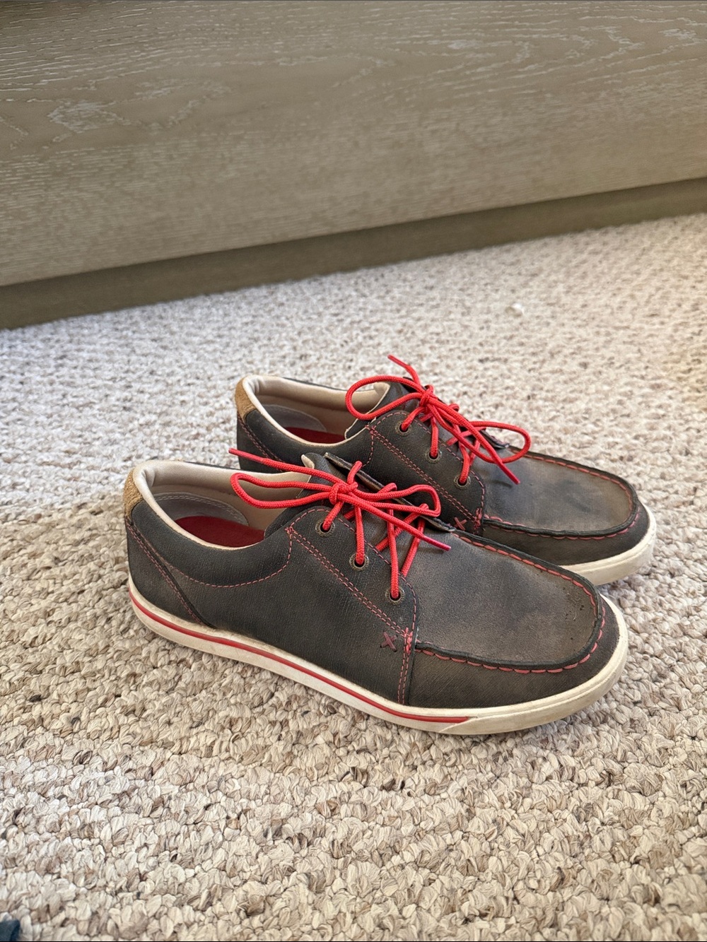 Twisted X Gray Sneakers with Red Laces